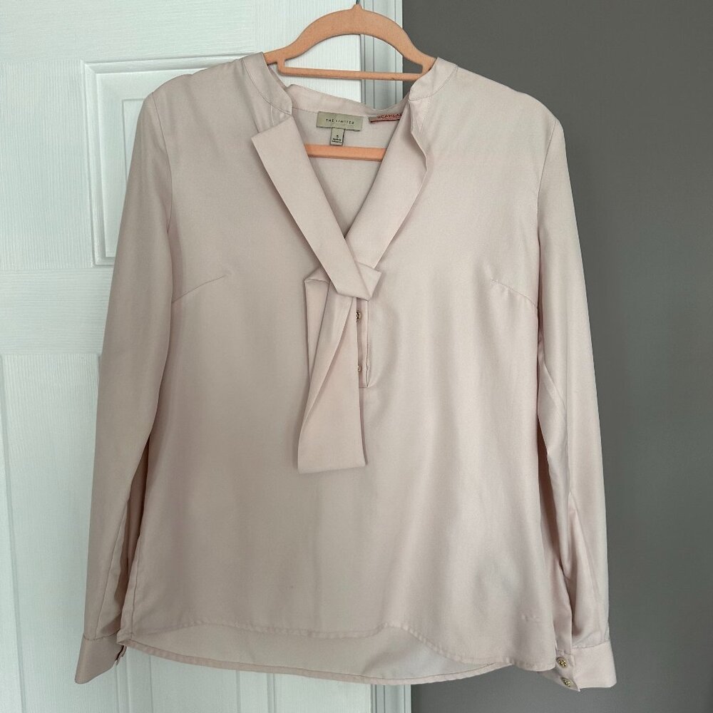 The Limited Longsleeve Blouse